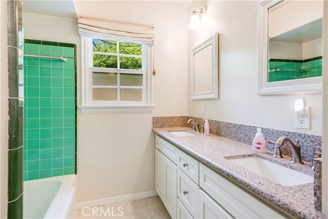 4024 Via Pima, Palos Verdes Estates, California 90274, 3 Bedrooms Bedrooms, ,2 BathroomsBathrooms,Residential,Sold,Via Pima,SB20228484