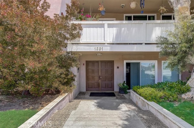 1321 Beryl Street, Redondo Beach, California 90277, 2 Bedrooms Bedrooms, ,2 BathroomsBathrooms,Residential,Sold,Beryl,PW21135198