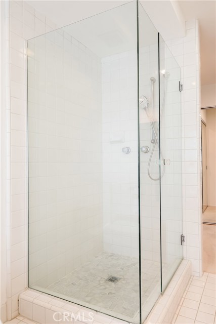 116 26th Street, Manhattan Beach, California 90266, 2 Bedrooms Bedrooms, ,2 BathroomsBathrooms,Residential,Sold,26th,SB21017134