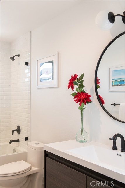 1615 Herrin Street, Redondo Beach, California 90278, 3 Bedrooms Bedrooms, ,2 BathroomsBathrooms,Residential,Sold,Herrin,OC19181379