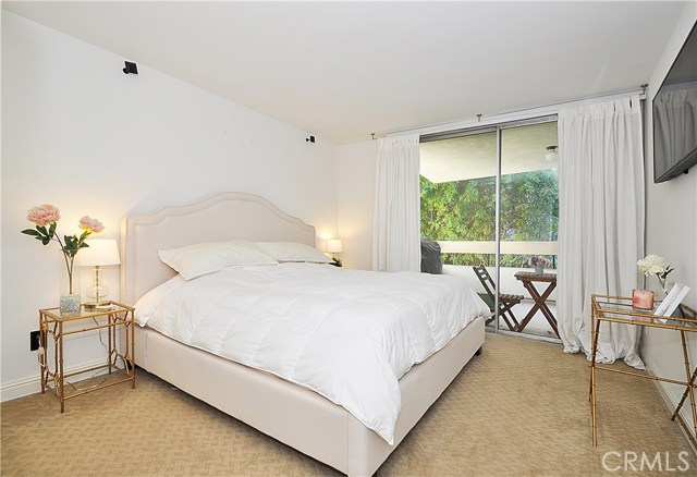 Bedroom with sliding door to the balcony