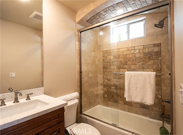 219 Juanita Avenue, Redondo Beach, California 90277, 4 Bedrooms Bedrooms, ,4 BathroomsBathrooms,Residential,Sold,Juanita,SB19181884