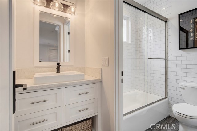 2022 Robinson Street, Redondo Beach, California 90278, 5 Bedrooms Bedrooms, ,4 BathroomsBathrooms,Residential,Sold,Robinson,SB19046293