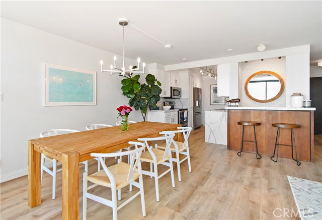 531 Esplanade, Redondo Beach, California 90277, 2 Bedrooms Bedrooms, ,2 BathroomsBathrooms,Residential,Sold,Esplanade,SB20162975