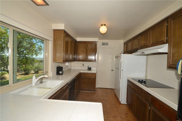 26910 Lunada Circle Drive, Rancho Palos Verdes, California 90275, 4 Bedrooms Bedrooms, ,1 BathroomBathrooms,Residential,Sold,Lunada Circle,SB18226579