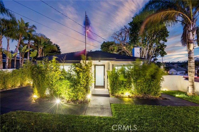 1228 Prospect Avenue, Redondo Beach, California 90277, ,Residential Income,Sold,Prospect,SB18118420