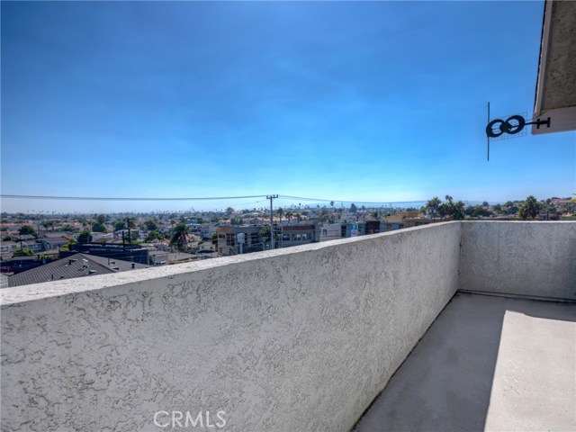1528 Wollacott Street, Redondo Beach, California 90278, 3 Bedrooms Bedrooms, ,2 BathroomsBathrooms,Residential,Sold,Wollacott,SB19248290
