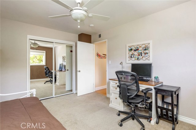 1537 19th Street, Manhattan Beach, California 90266, 3 Bedrooms Bedrooms, ,1 BathroomBathrooms,Residential,Sold,19th,SB20127736