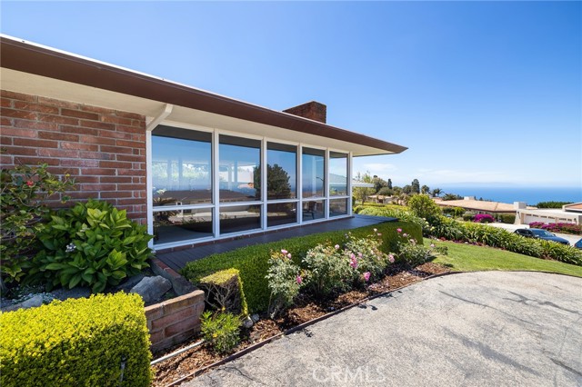 30020 Avenida Esplendida, Rancho Palos Verdes, California 90275, 4 Bedrooms Bedrooms, ,1 BathroomBathrooms,Residential,Sold,Avenida Esplendida,SB21122404