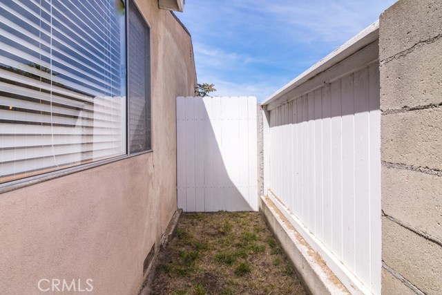 1931 Voorhees Avenue, Redondo Beach, California 90278, 4 Bedrooms Bedrooms, ,2 BathroomsBathrooms,Residential,Sold,Voorhees,SB17090969