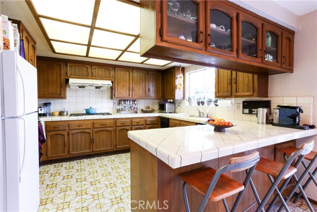 2231 Graham Ave, Redondo Beach, California 90278, 4 Bedrooms Bedrooms, ,3 BathroomsBathrooms,Residential,Sold,Graham Ave,OC17017084
