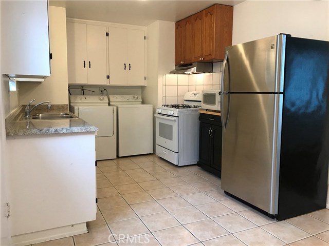 24241 Madison Street, Torrance, California 90505, 2 Bedrooms Bedrooms, ,1 BathroomBathrooms,Residential Lease,Sold,Madison,SB19098920