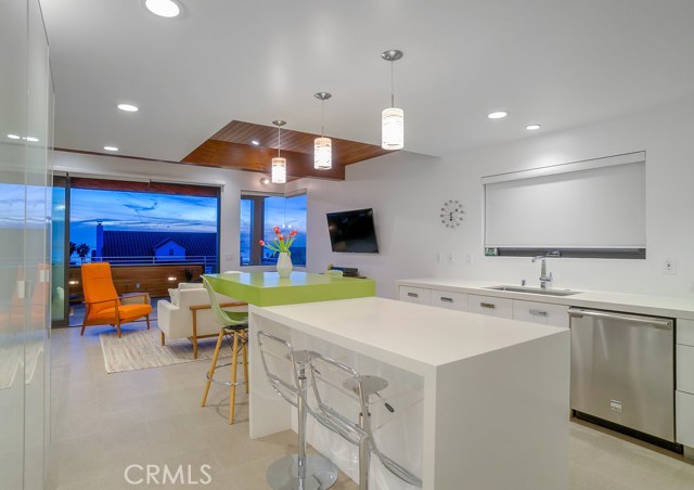 1504 Monterey, Hermosa Beach, California 90254, 3 Bedrooms Bedrooms, ,3 BathroomsBathrooms,Residential,Sold,Monterey,SB18059436