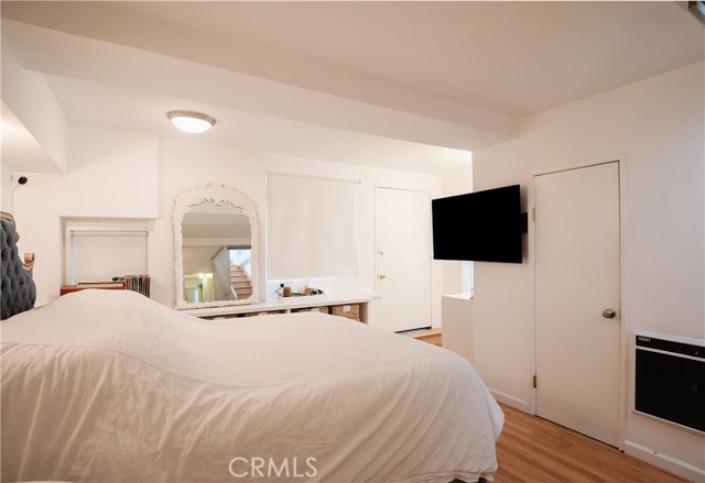 216 36th Street, Manhattan Beach, California 90266, 2 Bedrooms Bedrooms, ,2 BathroomsBathrooms,Residential,Sold,36th,SB20149445