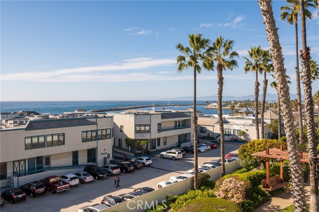 630 The Village, Redondo Beach, California 90277, 2 Bedrooms Bedrooms, ,2 BathroomsBathrooms,Residential,Sold,The Village,PV20020399