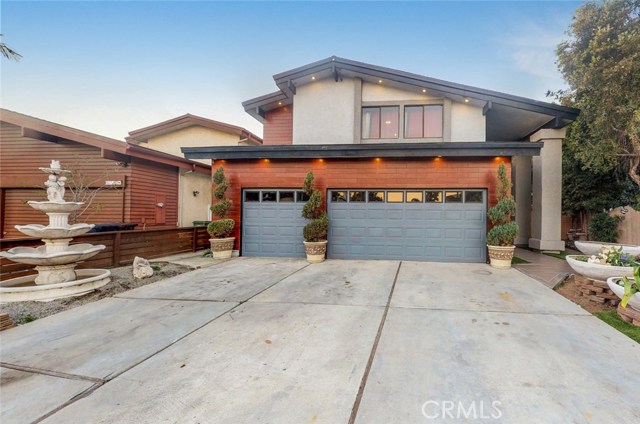 5 Bed Home for Sale in Hawthorne, California