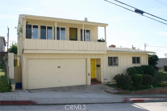 624 8th Place, Hermosa Beach, California 90254, 4 Bedrooms Bedrooms, ,1 BathroomBathrooms,Residential,Sold,8th,S917682