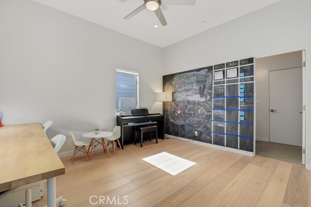 720 Rosecrans Avenue, Manhattan Beach, California 90266, 4 Bedrooms Bedrooms, ,3 BathroomsBathrooms,Residential,Sold,Rosecrans,PW21110961