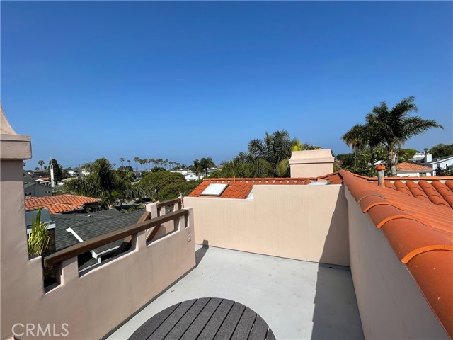 808 Juanita Avenue, Redondo Beach, California 90277, 5 Bedrooms Bedrooms, ,3 BathroomsBathrooms,Residential,Sold,Juanita,IN21096343