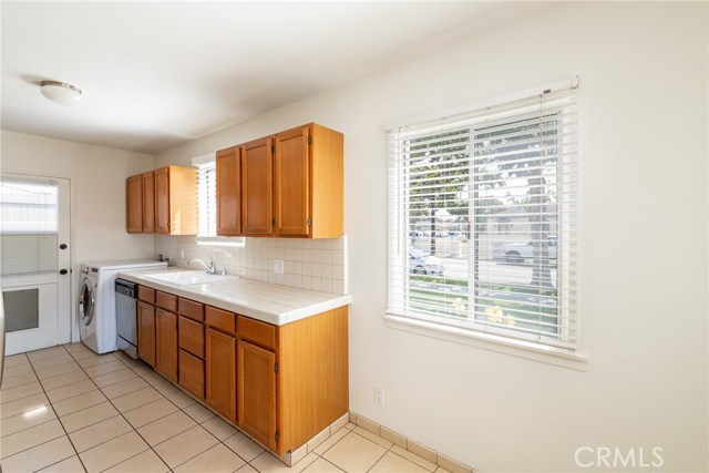 605 Pruitt Drive, Redondo Beach, California 90278, 3 Bedrooms Bedrooms, ,1 BathroomBathrooms,Residential,Sold,Pruitt,SB19178327