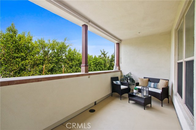 Beautiful terrace surrounded by lush greenery!