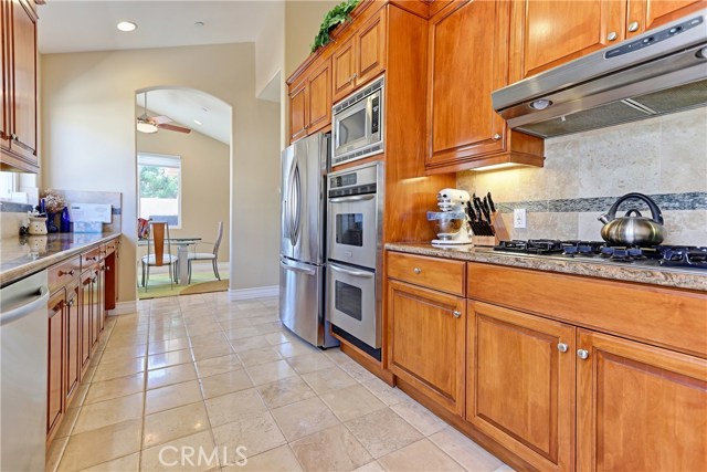 2111 Mathews Avenue, Redondo Beach, California 90278, 3 Bedrooms Bedrooms, ,2 BathroomsBathrooms,Residential,Sold,Mathews,SB17206417
