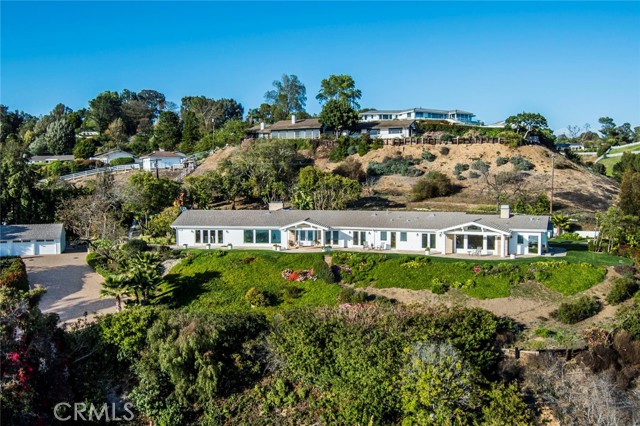 16 Cinchring Road, Rolling Hills, California 90274, 4 Bedrooms Bedrooms, ,5 BathroomsBathrooms,Residential,Sold,Cinchring,PV21025162