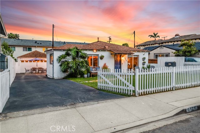 2616 Ruhland Avenue, Redondo Beach, California 90278, 3 Bedrooms Bedrooms, ,1 BathroomBathrooms,Residential,Sold,Ruhland,SB19108232
