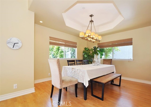 722 Irena Avenue, Redondo Beach, California 90277, 3 Bedrooms Bedrooms, ,2 BathroomsBathrooms,Residential,Sold,Irena,PV18154458