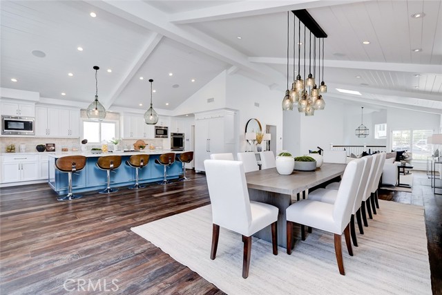 2905 Maple Avenue, Manhattan Beach, California 90266, 4 Bedrooms Bedrooms, ,3 BathroomsBathrooms,Residential,Sold,Maple,SB21079854