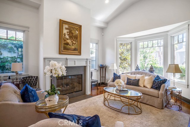 717 31st Street, Manhattan Beach, California 90266, 5 Bedrooms Bedrooms, ,4 BathroomsBathrooms,Residential,Sold,31st,SB20133656