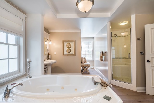 3700 Via Palomino, Palos Verdes Estates, California 90274, 4 Bedrooms Bedrooms, ,4 BathroomsBathrooms,Residential,Sold,Via Palomino,SB18119950