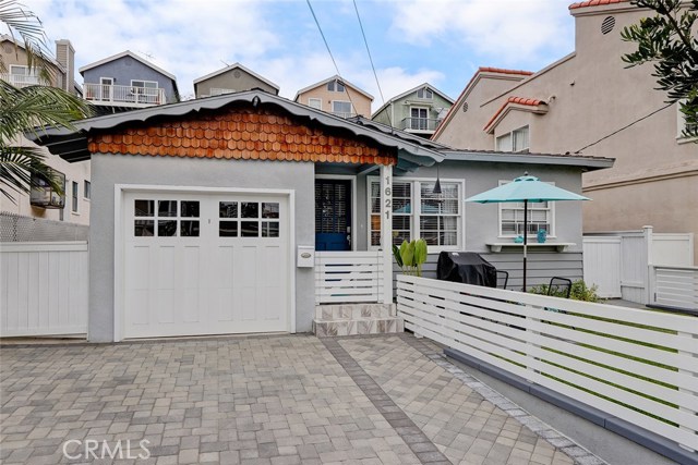 1621 Spreckels Lane, Redondo Beach, California 90278, 3 Bedrooms Bedrooms, ,1 BathroomBathrooms,Residential,Sold,Spreckels,SB19151892