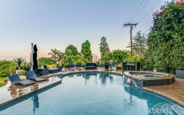 11 Outrider Road, Rolling Hills, California 90274, 4 Bedrooms Bedrooms, ,3 BathroomsBathrooms,Residential,Sold,Outrider,PV20235283