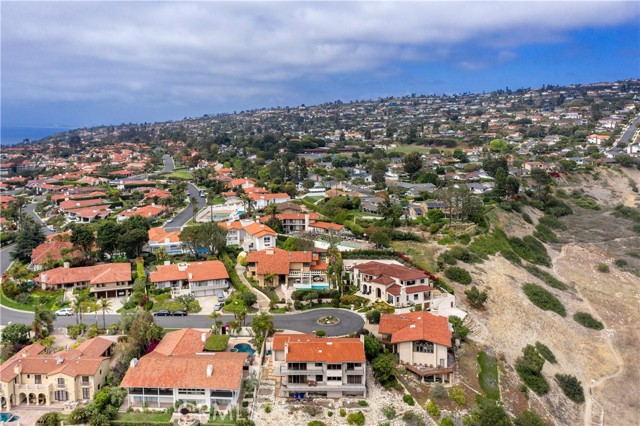 1625 Via Barcelona, Palos Verdes Estates, California 90274, 5 Bedrooms Bedrooms, ,3 BathroomsBathrooms,Residential,Sold,Via Barcelona,PV21111092