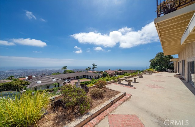 3438 Starline Drive, Rancho Palos Verdes, California 90275, 4 Bedrooms Bedrooms, ,5 BathroomsBathrooms,Residential,Sold,Starline,PV19218463