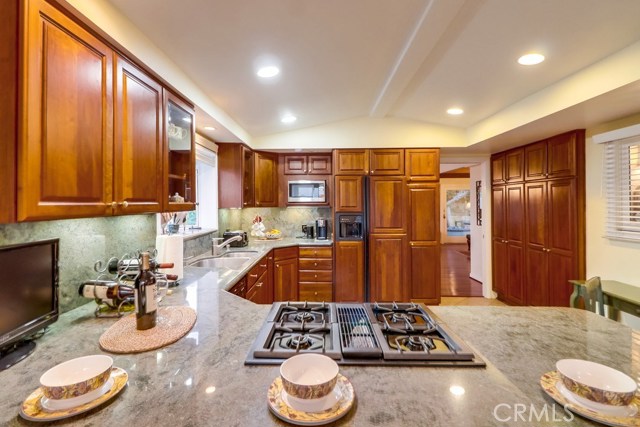 2122 Noble View Drive, Rancho Palos Verdes, California 90275, 3 Bedrooms Bedrooms, ,2 BathroomsBathrooms,Residential,Sold,Noble View,SB17154220