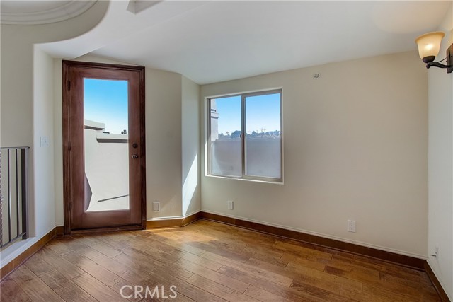 1910 Marshallfield Lane, Redondo Beach, California 90278, 4 Bedrooms Bedrooms, ,4 BathroomsBathrooms,Residential,Sold,Marshallfield,SB21057730