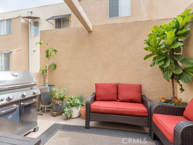 501 Herondo Street, Hermosa Beach, California 90254, 2 Bedrooms Bedrooms, ,1 BathroomBathrooms,Residential,Sold,Herondo,SB20202995