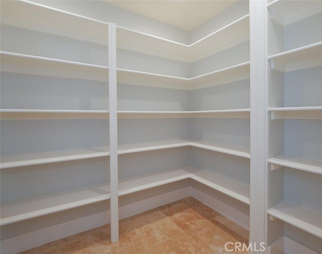 Kitchen Walk-in Pantry