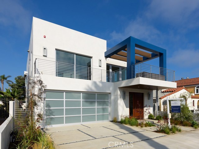 1260 Bonnie Brae Street, Hermosa Beach, California 90254, 4 Bedrooms Bedrooms, ,1 BathroomBathrooms,Residential,Sold,Bonnie Brae,SB17156766