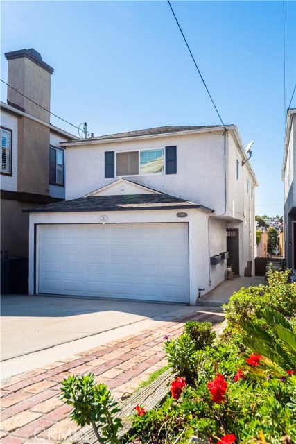 1747 Dixon Street, Redondo Beach, California 90278, 4 Bedrooms Bedrooms, ,1 BathroomBathrooms,Residential,Sold,Dixon,SB20019843