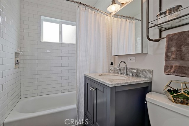 2306 Graham Avenue, Redondo Beach, California 90278, 2 Bedrooms Bedrooms, ,2 BathroomsBathrooms,Residential,Sold,Graham,SB18096314