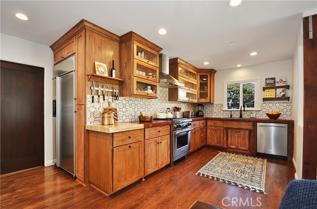 1019 Spencer Street, Redondo Beach, California 90277, 3 Bedrooms Bedrooms, ,2 BathroomsBathrooms,Residential,Sold,Spencer,SB18286232