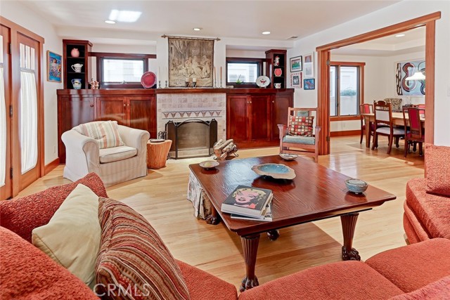 539 4th Street, Manhattan Beach, California 90266, 4 Bedrooms Bedrooms, ,3 BathroomsBathrooms,Residential,Sold,4th,SB21030047