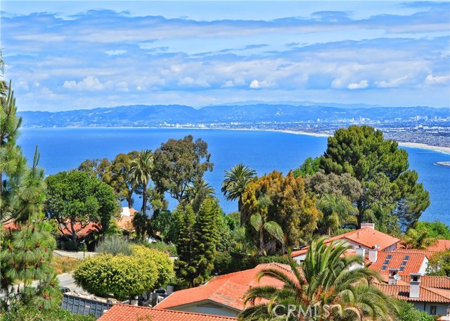 921 Via Del Monte, Palos Verdes Estates, California 90274, 4 Bedrooms Bedrooms, ,2 BathroomsBathrooms,Residential,Sold,Via Del Monte,PV18118980