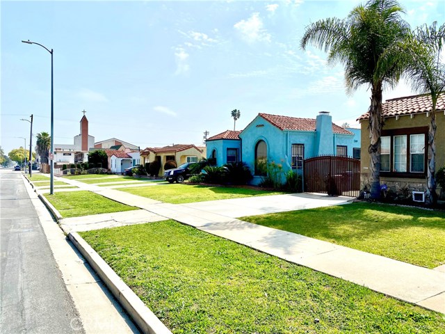 Photo of 1832 W 79th Street, Los Angeles, CA 90047