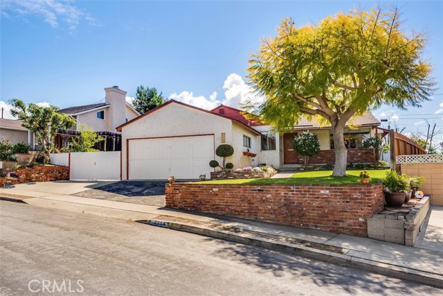 2214 Fisher Court, Redondo Beach, California 90278, 3 Bedrooms Bedrooms, ,2 BathroomsBathrooms,Residential,Sold,Fisher,SB18039849