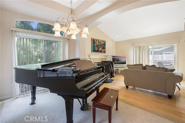 2225 Mathews Avenue, Redondo Beach, California 90278, 3 Bedrooms Bedrooms, ,3 BathroomsBathrooms,Residential,Sold,Mathews,SB19082504