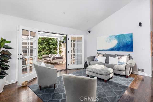 1407 23rd Street, Manhattan Beach, California 90266, 4 Bedrooms Bedrooms, ,2 BathroomsBathrooms,Residential,Sold,23rd,SB17168172